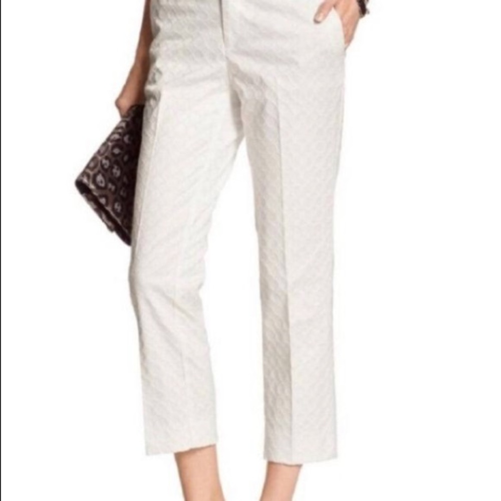 Banana Republic Women's Hampton Pants -Capris, cropped White SZ 2